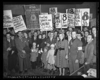 Los Angeles area grocery clerks and their families picketing during 1940 Retail Food Clerks Union strike