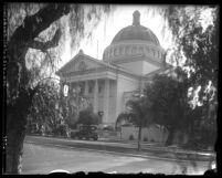 Exterior of view of front entrance and doom of the Second Church of Christ Scientist of Los Angeles, Calif. circa 1923