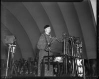 Eleanor Roosevelt speaks at the Hollywood Bowl, October 1, 1935