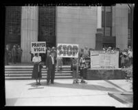 Protesters holding prayer vigil at Federal Building in opposition to execution of Ethel and Julius Rosenberg, Los Angeles, Calif., 1953