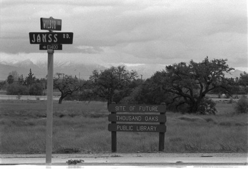 Janss and Wilbur sign