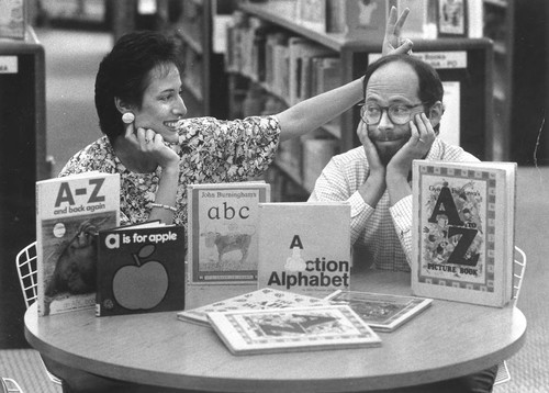 Shari Faerman and Jerry Caplan prepare for the Executive Spelling Bee