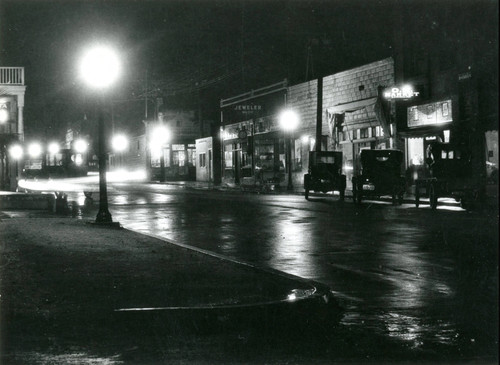 Downtown Banning, California at night looking north on San Gorgonio Avenue