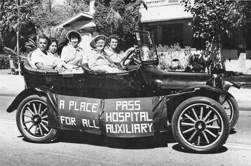 Parade car with Thomye Pellum in Banning, California parade