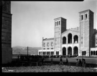 Registration - Students lined up at Royce Hall, 1930