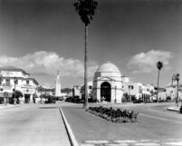 Westwood Village street scene, 1934