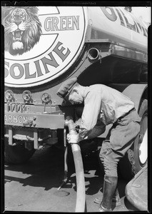 Hose coupling, Gilmore gas truck, Singer-Bohn Co., Southern California, 1931