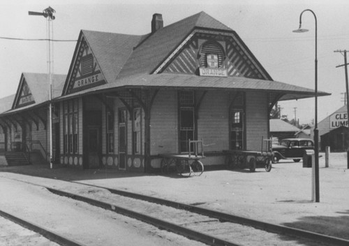 Santa Fe Depot, Orange, California, ca. 1935