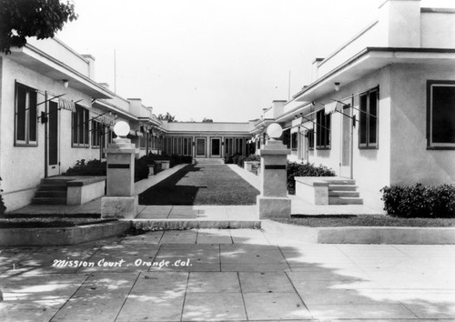 Mission Court Apartments, East Chapman Avenue, Orange, California, 1940