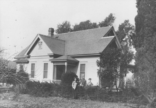 Parks family residence, North Batavia Street, Orange, California, 1906