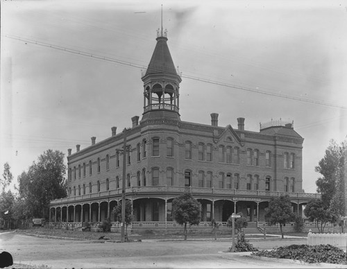 Rochester Hotel, Orange, California, ca. 1907