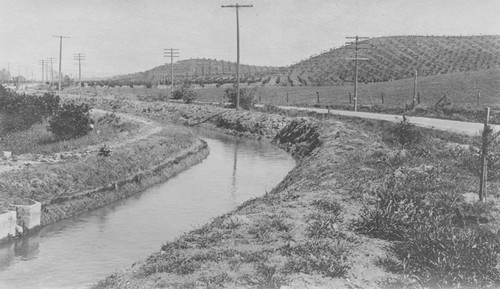 Irrigation ditch, Villa Park area, Orange, California, ca. 1915