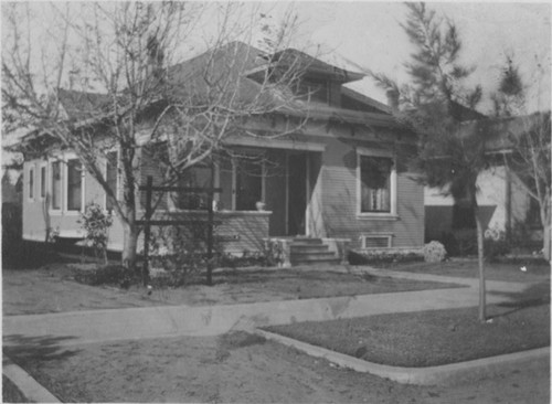 Alfred Higgins residence, North Orange Street, Orange, California, ca. 1905