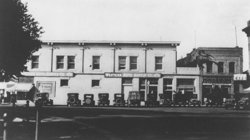 Plaza Square, Orange, California, 1927