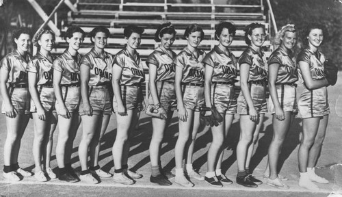 Orange Lionettes women's softball team, Orange, California, 1939