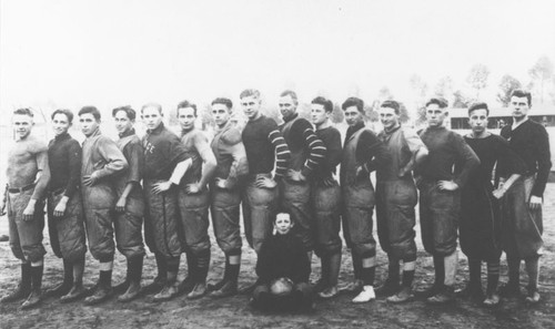 Orange Union High School football team, Orange, California, 1916