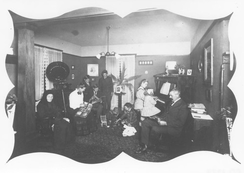 Eltiste family on a visit at the Fiene home in Orange, California, ca. 1910