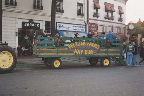 Tree-lighting ceremony with Peltzer Farms hayride, Orange, California, 2000