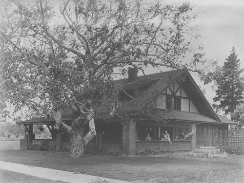 Harper house, South River Street, Orange, California, ca. 1920