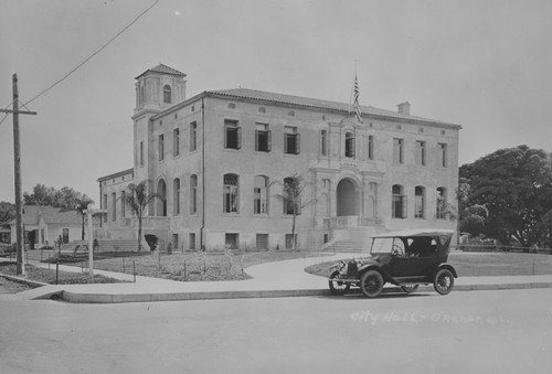 Orange City Hall, Orange, California, ca. 1921 300 BLOCK EAST CHAPMAN AVENUE