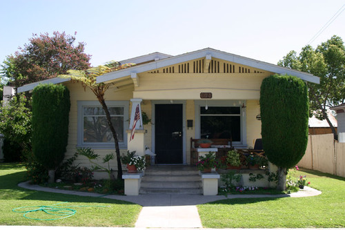 Craftsman bungalow, East Washington Avenue, Orange, California, 2003