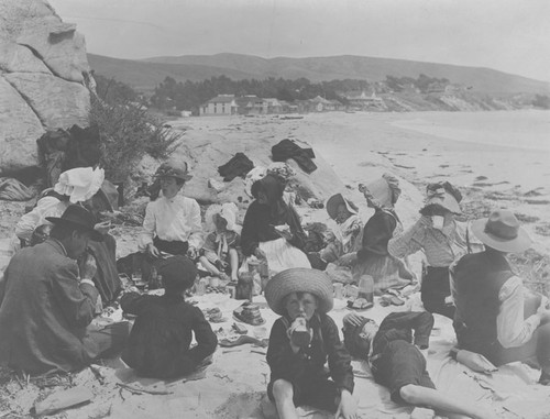 Picnic at the beach in Laguna Beach, California, ca. 1908