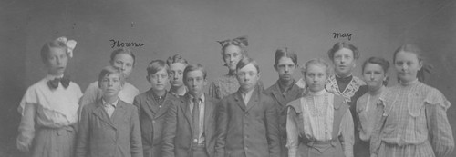 Orange Grammar School fifth grade class group portrait, 1903-1904