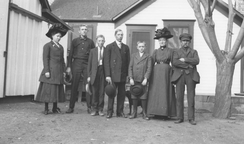William Hillebrecht family, Orange, California, 1910