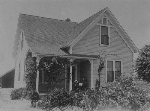 George Schroeder residence before remodeling, Orange, California, ca. 1915