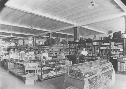 Ehlen & Grote Company grocery and general merchandise department, Orange, California, 1909