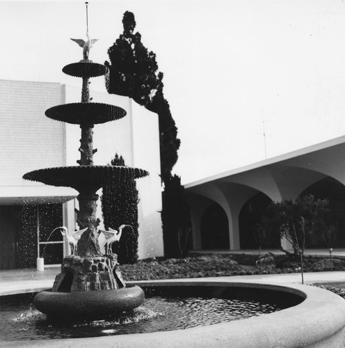 Civic Center Council Chambers with original plaza fountain, Orange, California