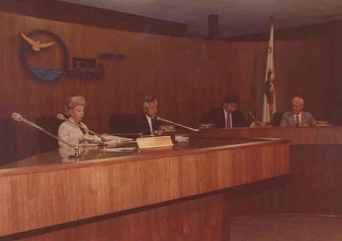 4 council members in chambers