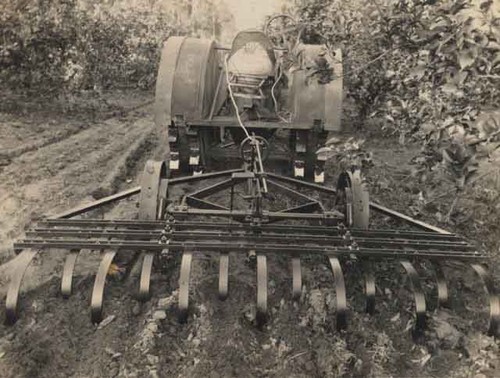 Brenneis field cultivator - obsolete