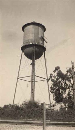 Oxnard water tower, April, 1930