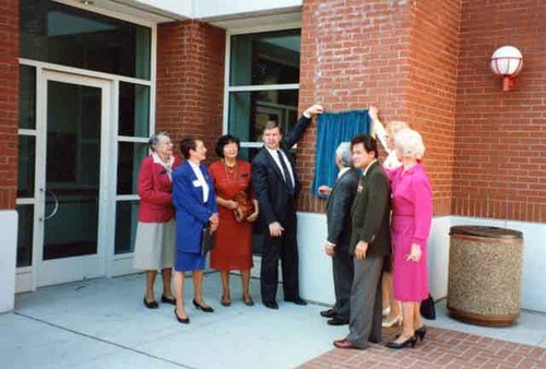 Unveiling the plaque