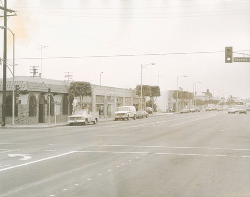 Oxnard Boulevard & 7th Streets