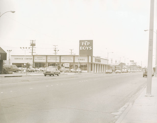 Pep Boys on Oxnard Blvd