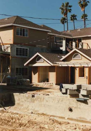 Construction of condos on C Street