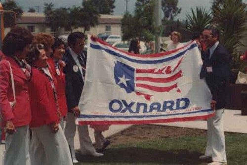 Sister Cities bicentennial flag presentation