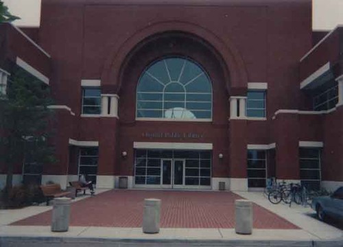 A Street Library, west entrance