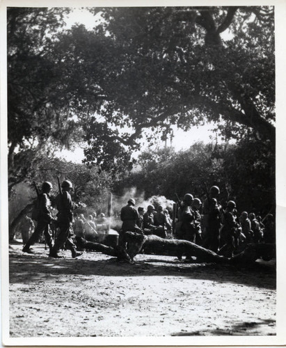 Trainees having lunch during training at Fort Ord