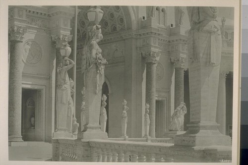 H214. [Court of the Universe (McKim, Mead and White, architects).]