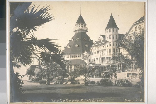 Hotel Del Coronado Main Enterance 1902-1903 Slocum Photo No. 2749