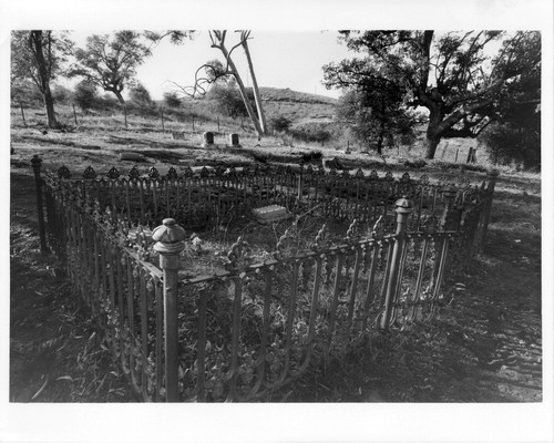 Old Ballena Cemetery