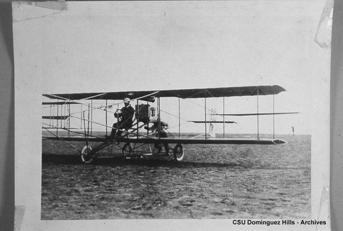 Charles Willard in Curtiss biplane