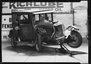 Chevrolet, Standard Oil Company assured vs. Myrtle King, Southern California, 1934