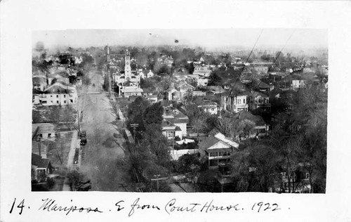 Mariposa east from Court House 1922 Fresno California