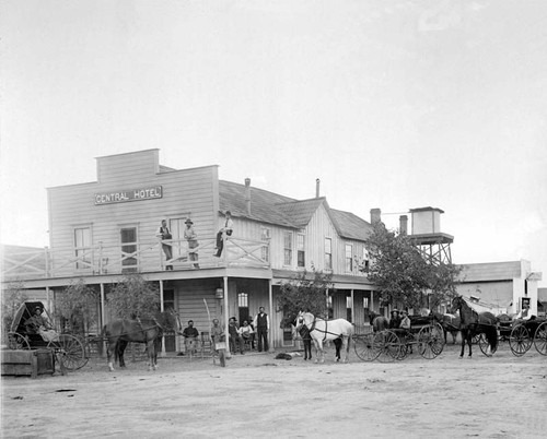 Central Hotel