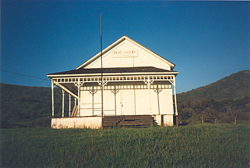 Bear Valley School