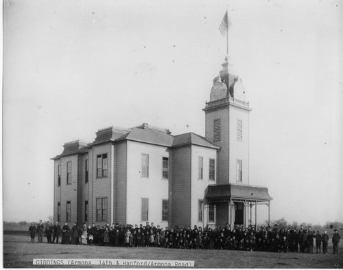 Giddings School in Kings County